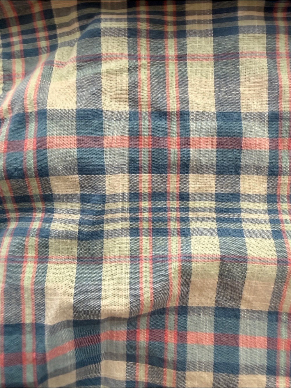 Vineyard Vines Men’s Plaid Button Down Shirt - Picture 6 of 6